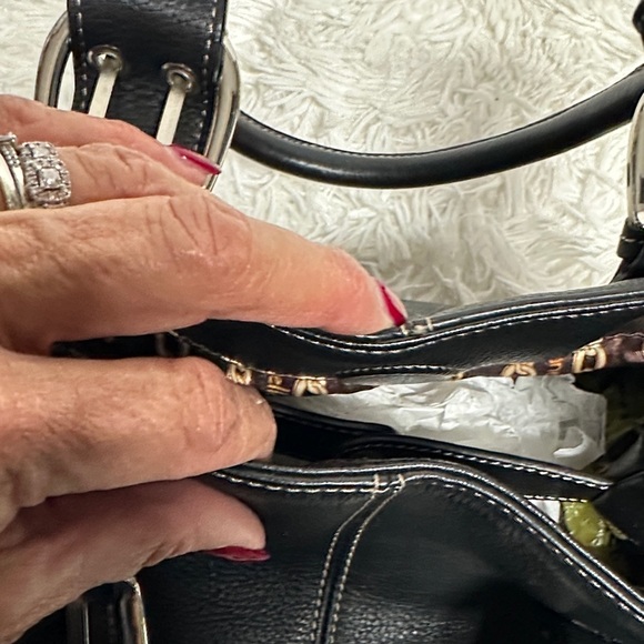 Tignanello Black Pebbled Leather Buckle Shoulder/ Satchel - Picture 12 of 12